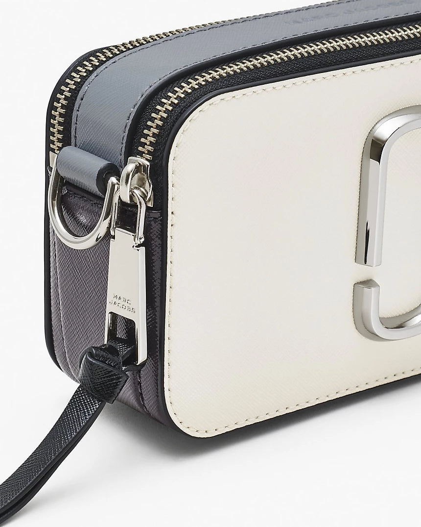 THE SNAPSHOT MarcJacobsOutlet