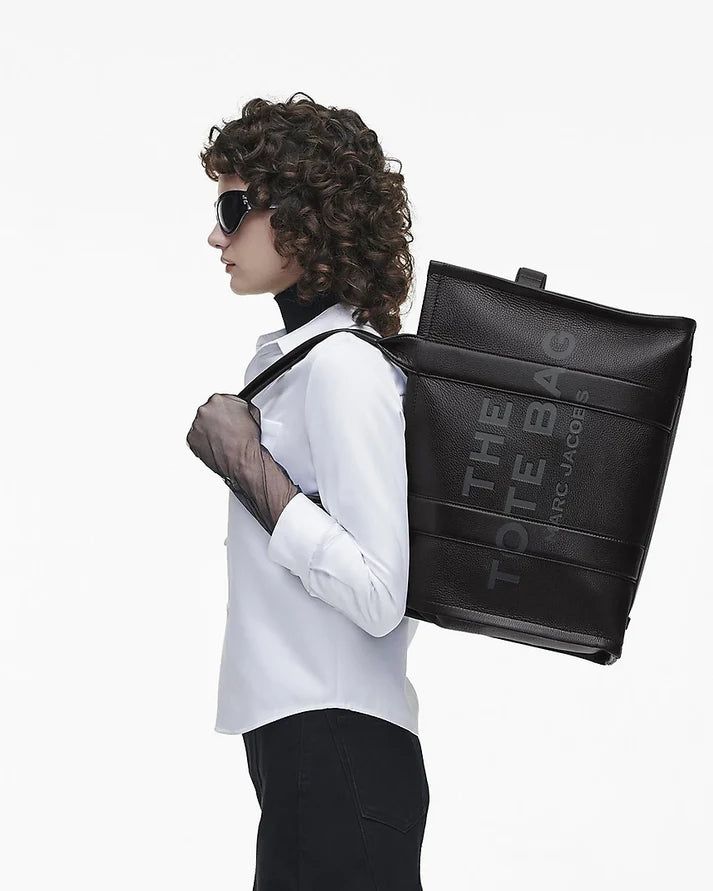 THE LEATHER LARGE TOTE BAG MarcJacobsOutlet