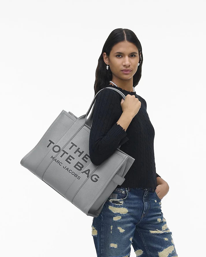 THE LEATHER LARGE TOTE BAG MarcJacobsOutlet