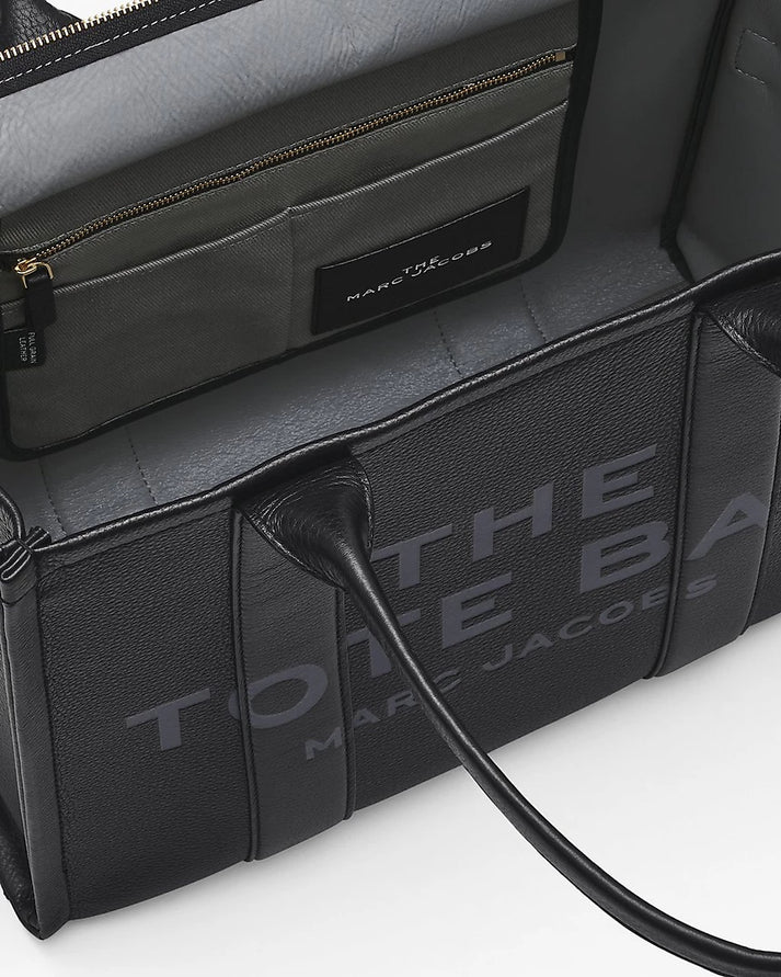 THE LEATHER LARGE TOTE BAG MarcJacobsOutlet