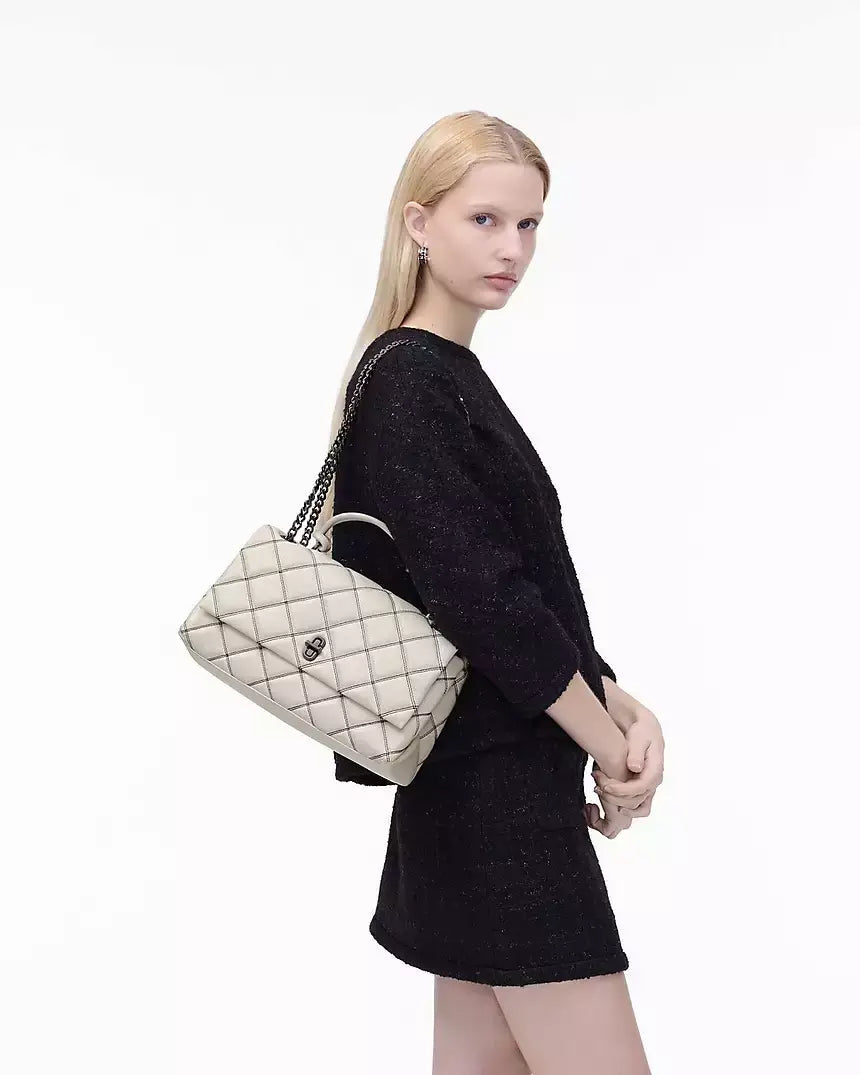 THE BI-COLOR QUILTED DUAL CONVERTIBLE SHOULDER BAG MEDIUM MarcJacobsOutlet
