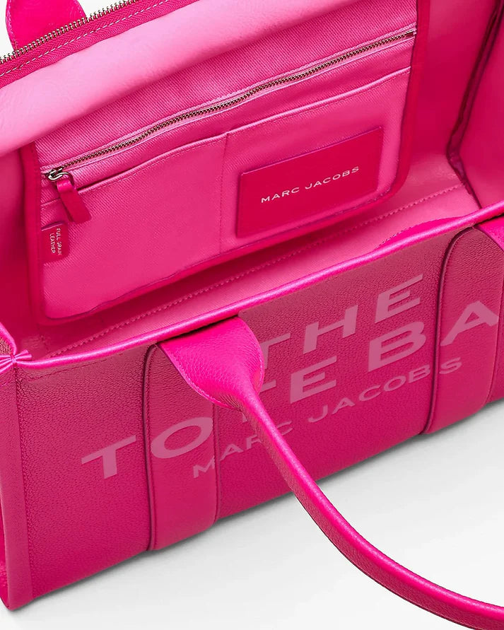 THE LEATHER LARGE TOTE BAG MarcJacobsOutlet